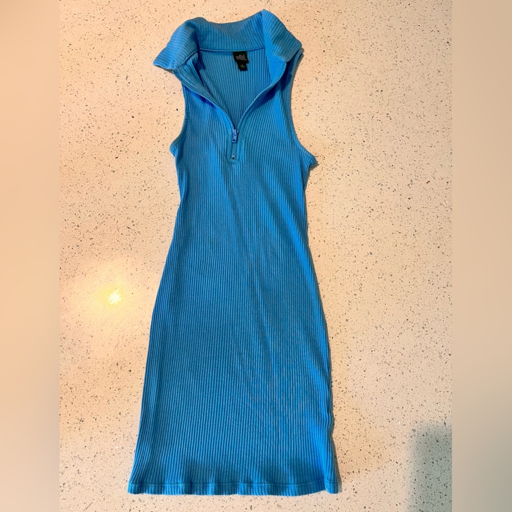 Powder Blue collared zip dress size XS